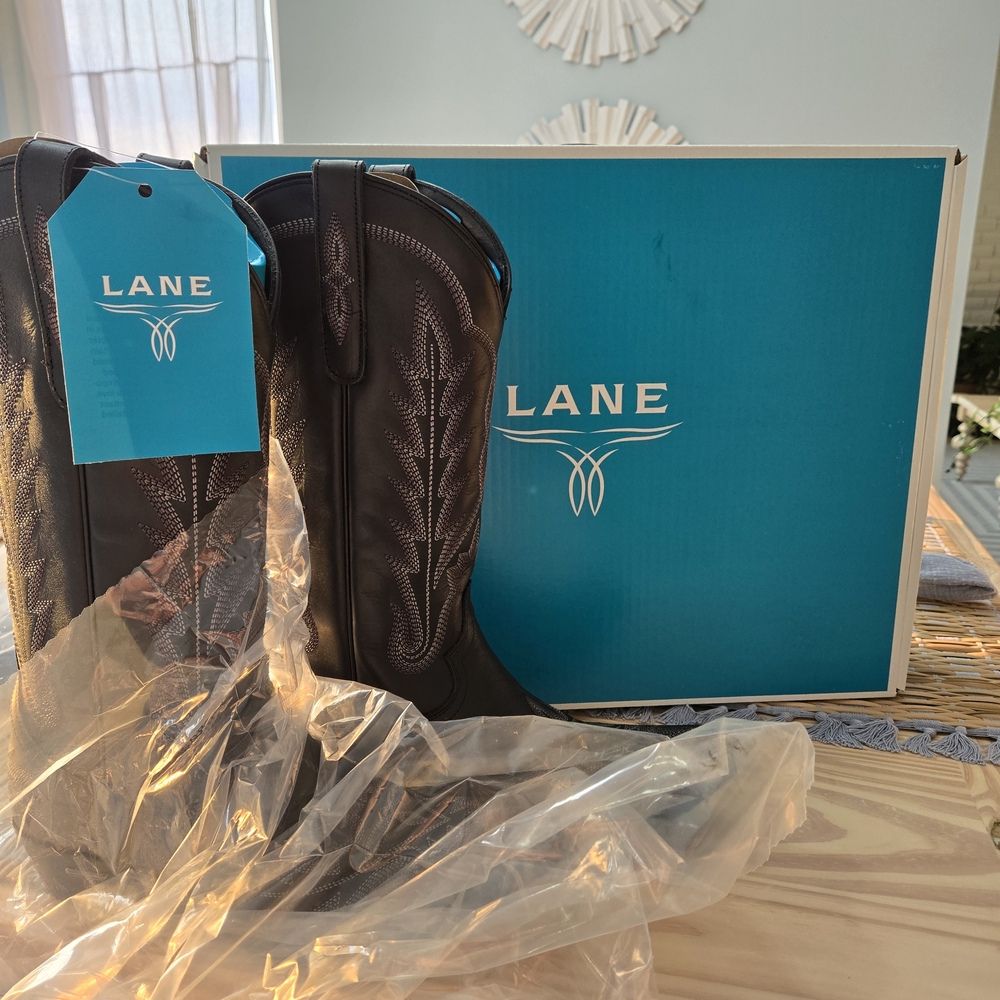 Lane Women's Lexington Boots NWT & Box